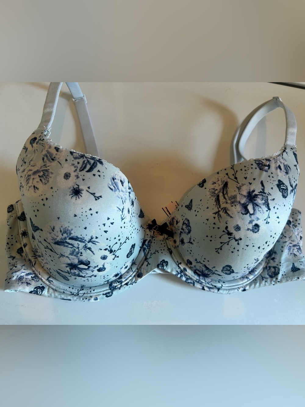 Victoria's Secret Light Blue and Navy Floral Underwire Bra
